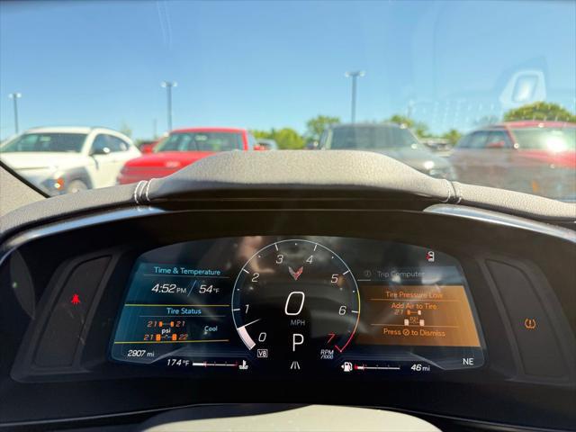 2025 Chevrolet Corvette Stingray RWD Convertible 2LT
