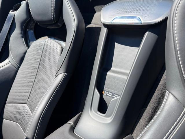 2025 Chevrolet Corvette Stingray RWD Convertible 2LT