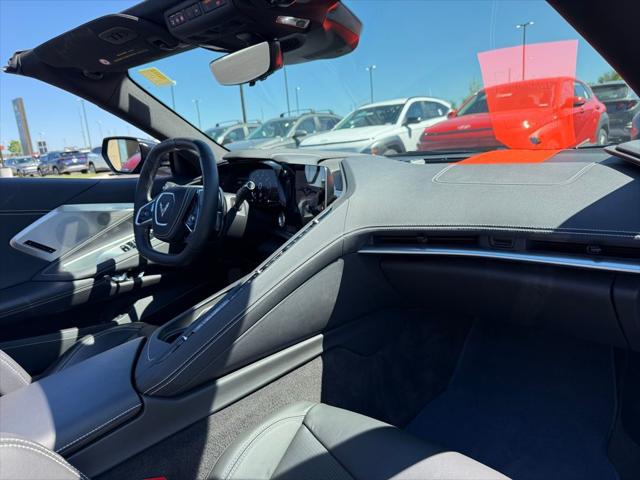 2025 Chevrolet Corvette Stingray RWD Convertible 2LT
