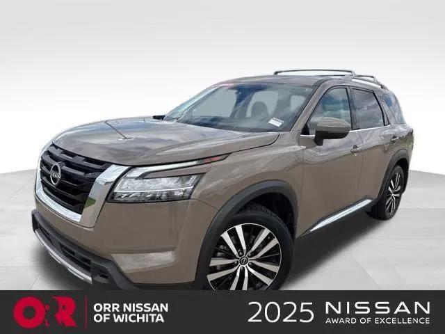 2024 Nissan Pathfinder Platinum FWD for sale in Wichita, KS