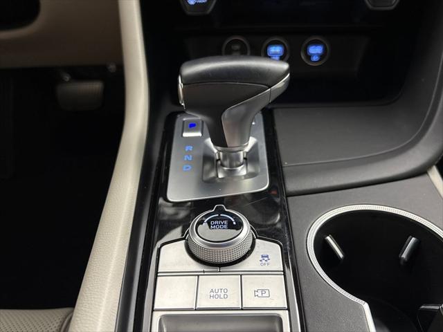 2023 Genesis G70 2.0T RWD