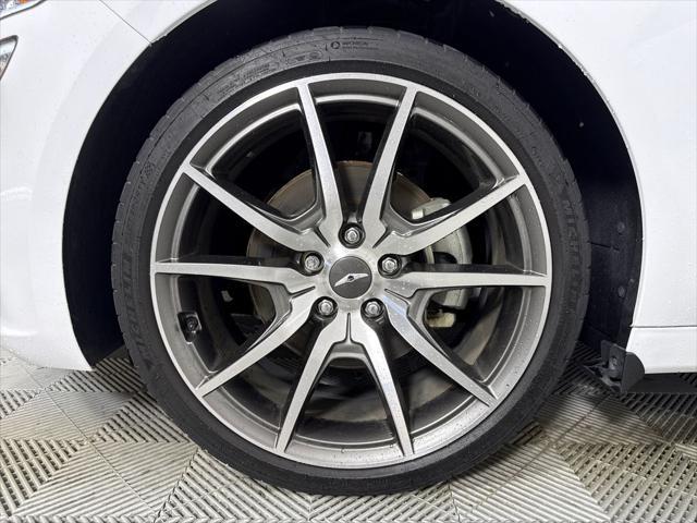 2023 Genesis G70 2.0T RWD