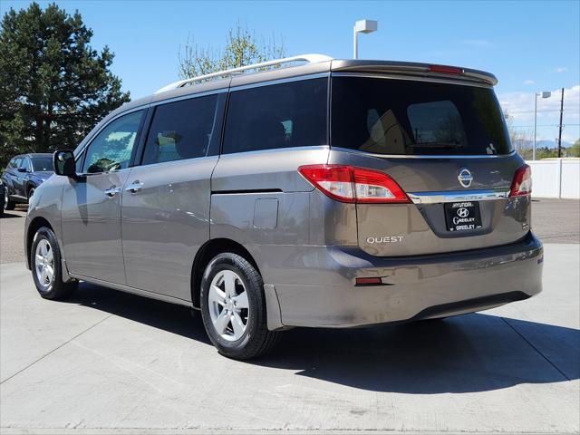 2015 Nissan Quest SV