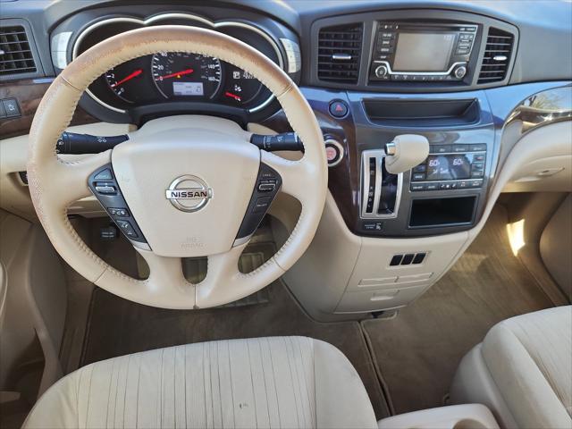 2015 Nissan Quest SV