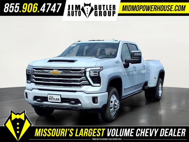 2026 Chevrolet Silverado 3500HD Crew Cab, Long Bed, High Country Dual Rear Wheel, RWD for sale in Linn, MO