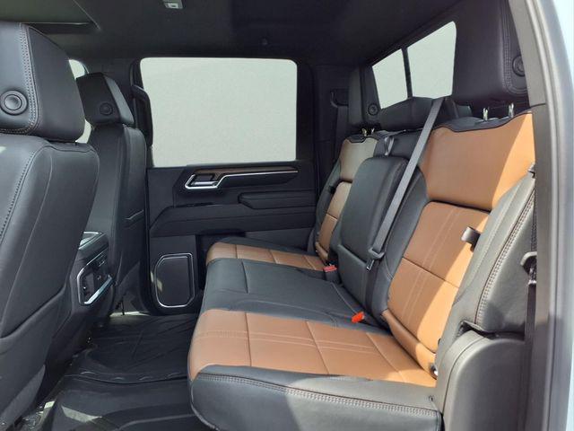 2026 Chevrolet Silverado 3500HD Crew Cab, Long Bed, High Country Dual Rear Wheel, RWD