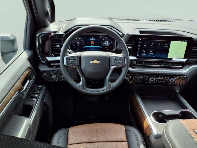 2026 Chevrolet Silverado 3500HD Crew Cab, Long Bed, High Country Dual Rear Wheel, RWD
