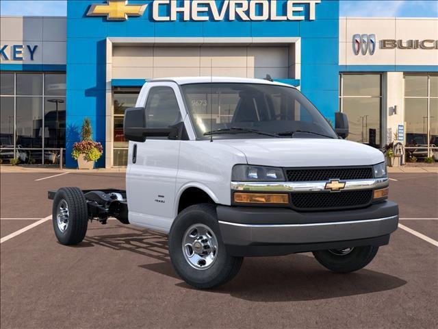 2026 Chevrolet Express Cutaway Work Van