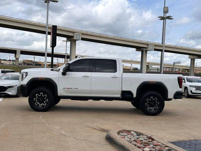 2025 GMC Sierra 2500HD 4WD Crew Cab Standard Bed AT4X