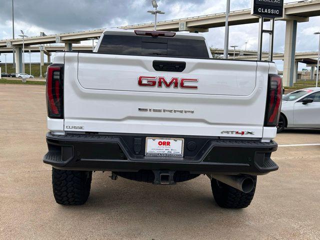 2025 GMC Sierra 2500HD 4WD Crew Cab Standard Bed AT4X