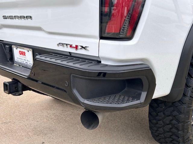 2025 GMC Sierra 2500HD 4WD Crew Cab Standard Bed AT4X