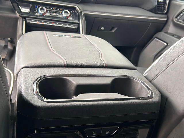 2025 GMC Sierra 2500HD 4WD Crew Cab Standard Bed AT4X