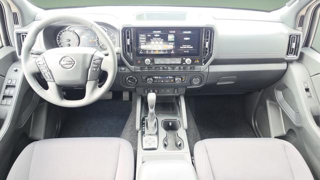 2026 Nissan Frontier Crew Cab SV 4x4