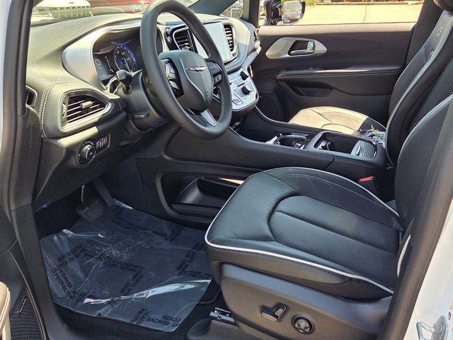 2026 Chrysler Pacifica Limited AWD