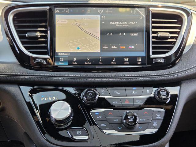 2026 Chrysler Pacifica Limited AWD