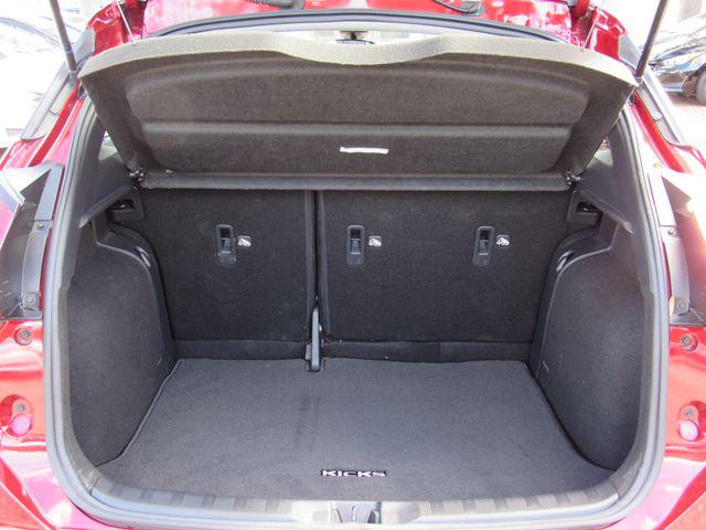 2024 Nissan Kicks SR Xtronic CVT
