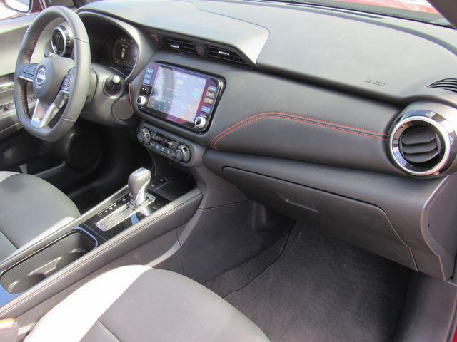 2024 Nissan Kicks SR Xtronic CVT