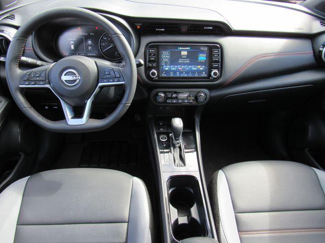 2024 Nissan Kicks SR Xtronic CVT