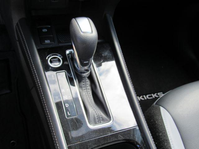 2024 Nissan Kicks SR Xtronic CVT