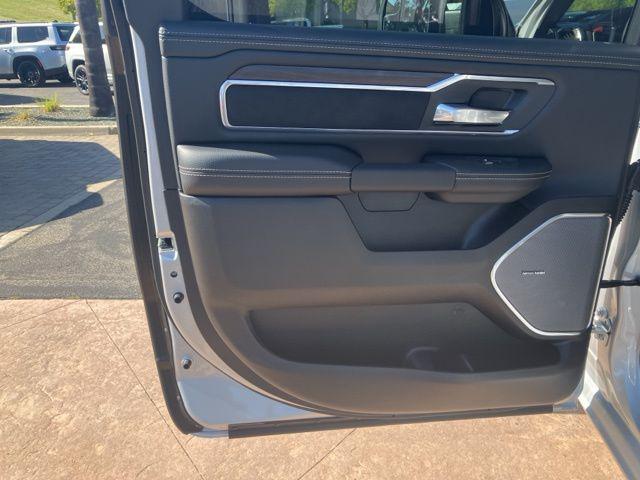 2026 Ram 1500 Laramie Crew Cab 4x4 5'7" Box