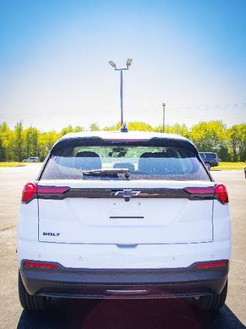 2027 Chevrolet Bolt LT FWD