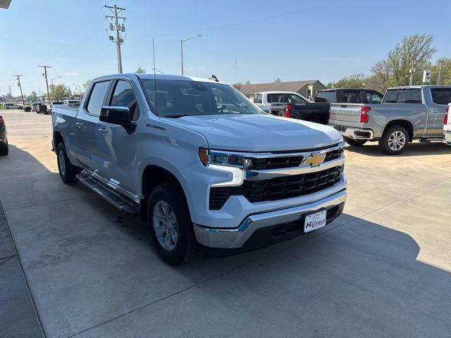 2023 Chevrolet Silverado 1500 4WD Crew Cab Standard Bed LT