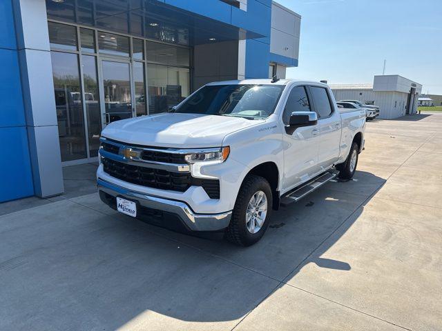 2023 Chevrolet Silverado 1500 4WD Crew Cab Standard Bed LT
