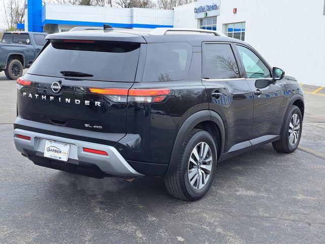 2022 Nissan Pathfinder SL 4WD
