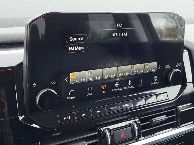 2022 Nissan Pathfinder SL 4WD