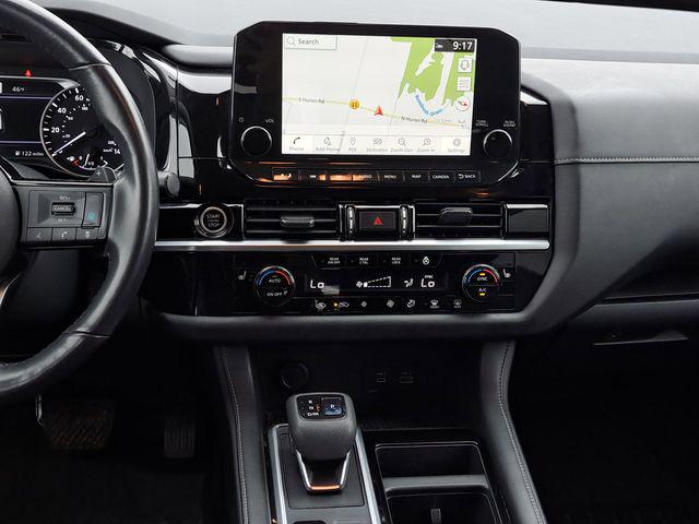 2022 Nissan Pathfinder SL 4WD