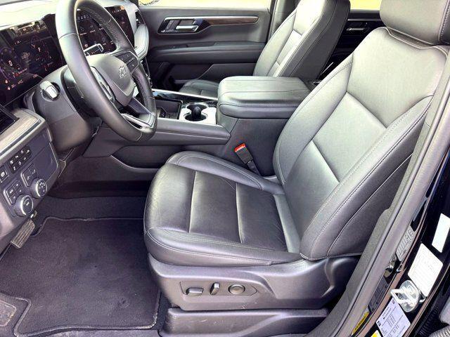 2025 Chevrolet Suburban 4WD Z71