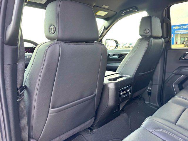 2025 Chevrolet Suburban 4WD Z71