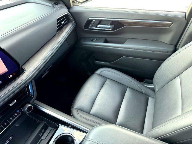2025 Chevrolet Suburban 4WD Z71