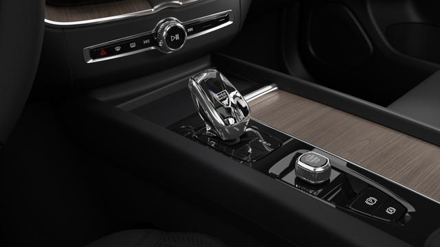 2026 Volvo XC60 Plug-In Hybrid Plus, T8 AWD Electric/Gasoline, Dark