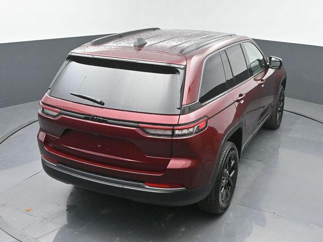 2026 Jeep Grand Cherokee Altitude 4x4