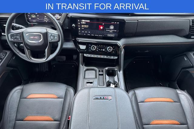2025 GMC Sierra 2500HD 4WD Crew Cab Standard Bed AT4