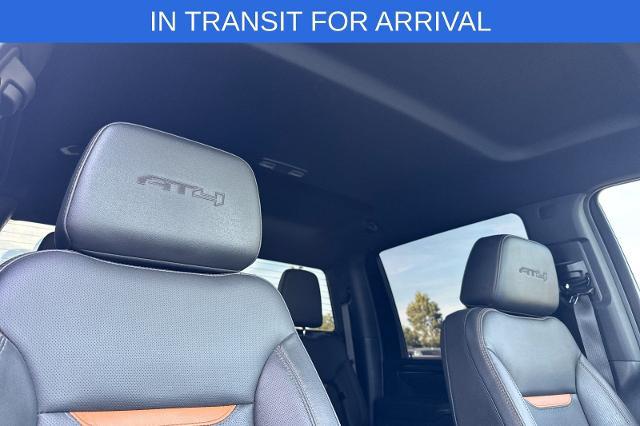 2025 GMC Sierra 2500HD 4WD Crew Cab Standard Bed AT4