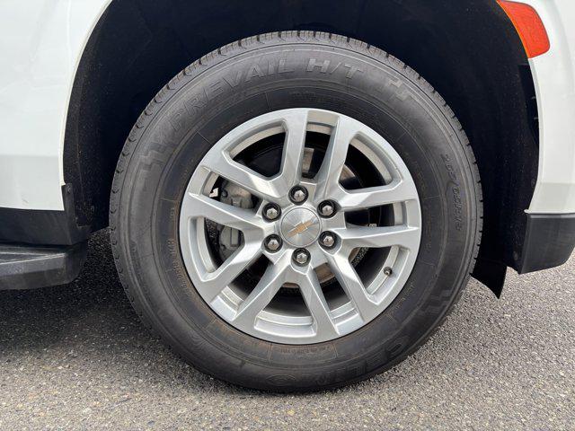 2024 Chevrolet Suburban 4WD LT