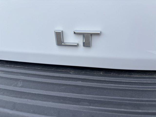 2024 Chevrolet Suburban 4WD LT