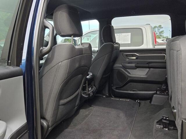 2021 Ram 1500 Big Horn Crew Cab 4x4 5'7" Box