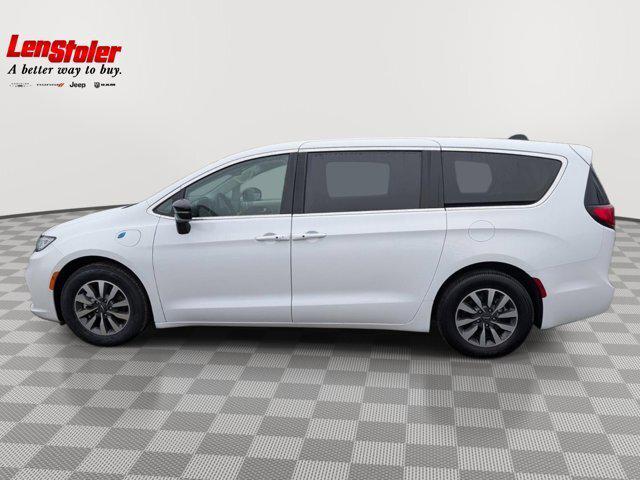 2024 Chrysler Pacifica Hybrid Select 2024 Chrysler Pacifica Hybrid Select