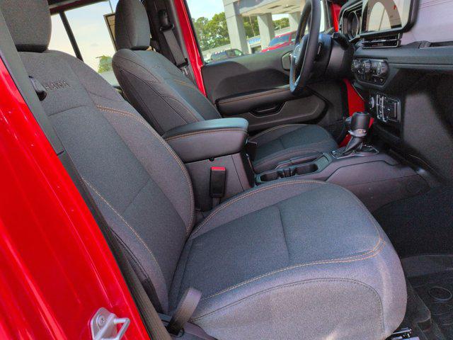 2024 Jeep Wrangler 4-Door Sahara 4x4