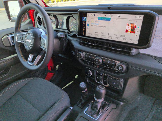 2024 Jeep Wrangler 4-Door Sahara 4x4