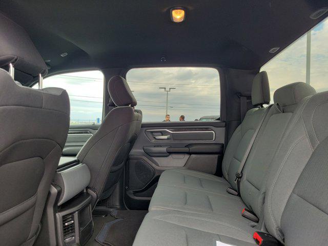 2022 Ram 1500 Big Horn Crew Cab 4x4 5'7" Box