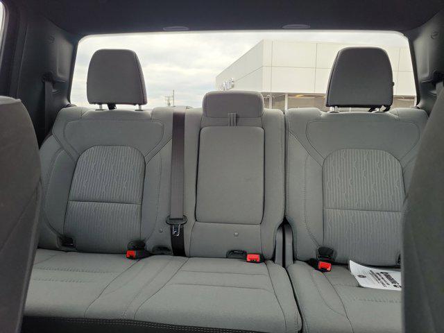 2022 Ram 1500 Big Horn Crew Cab 4x4 5'7" Box