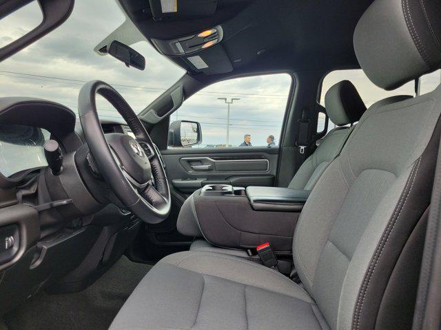 2022 Ram 1500 Big Horn Crew Cab 4x4 5'7" Box