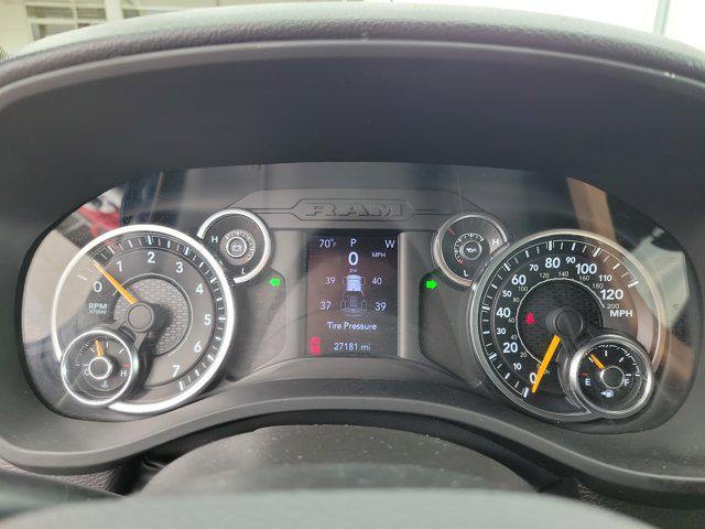 2022 Ram 1500 Big Horn Crew Cab 4x4 5'7" Box