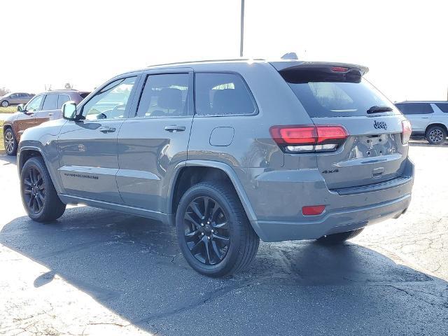 2022 Jeep Grand Cherokee Laredo X 4x4