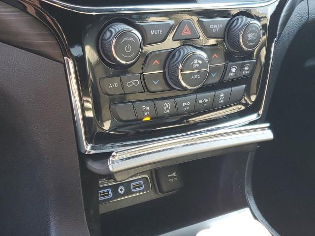 2022 Jeep Grand Cherokee Laredo X 4x4