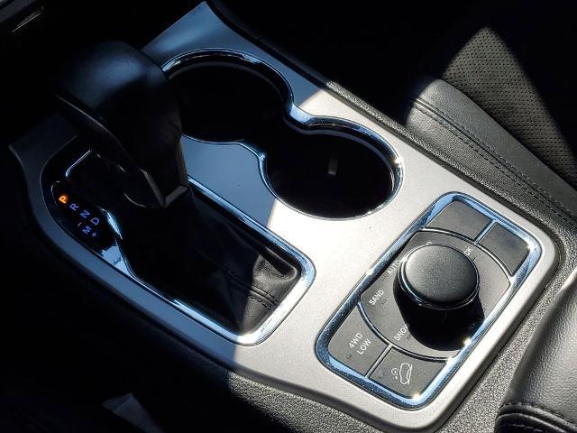 2022 Jeep Grand Cherokee Laredo X 4x4